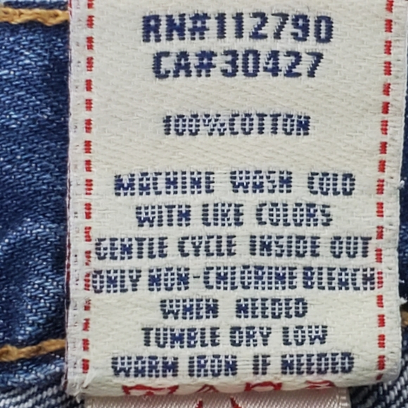 True Religion button fly factory distressed raw hem bermuda shorts size 27 - Picture 8 of 11